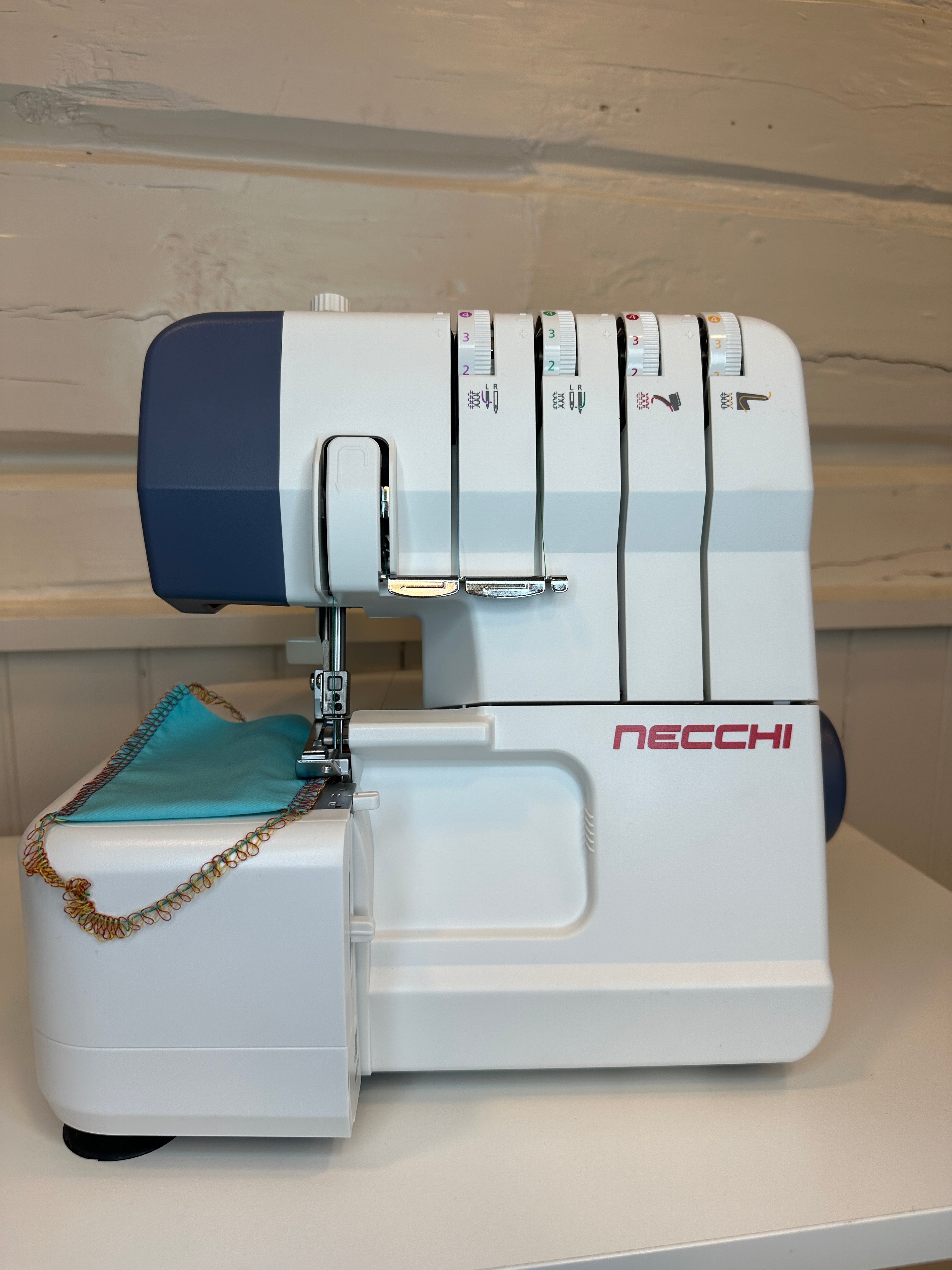 Symaskin Necchi NL-11C Overlock